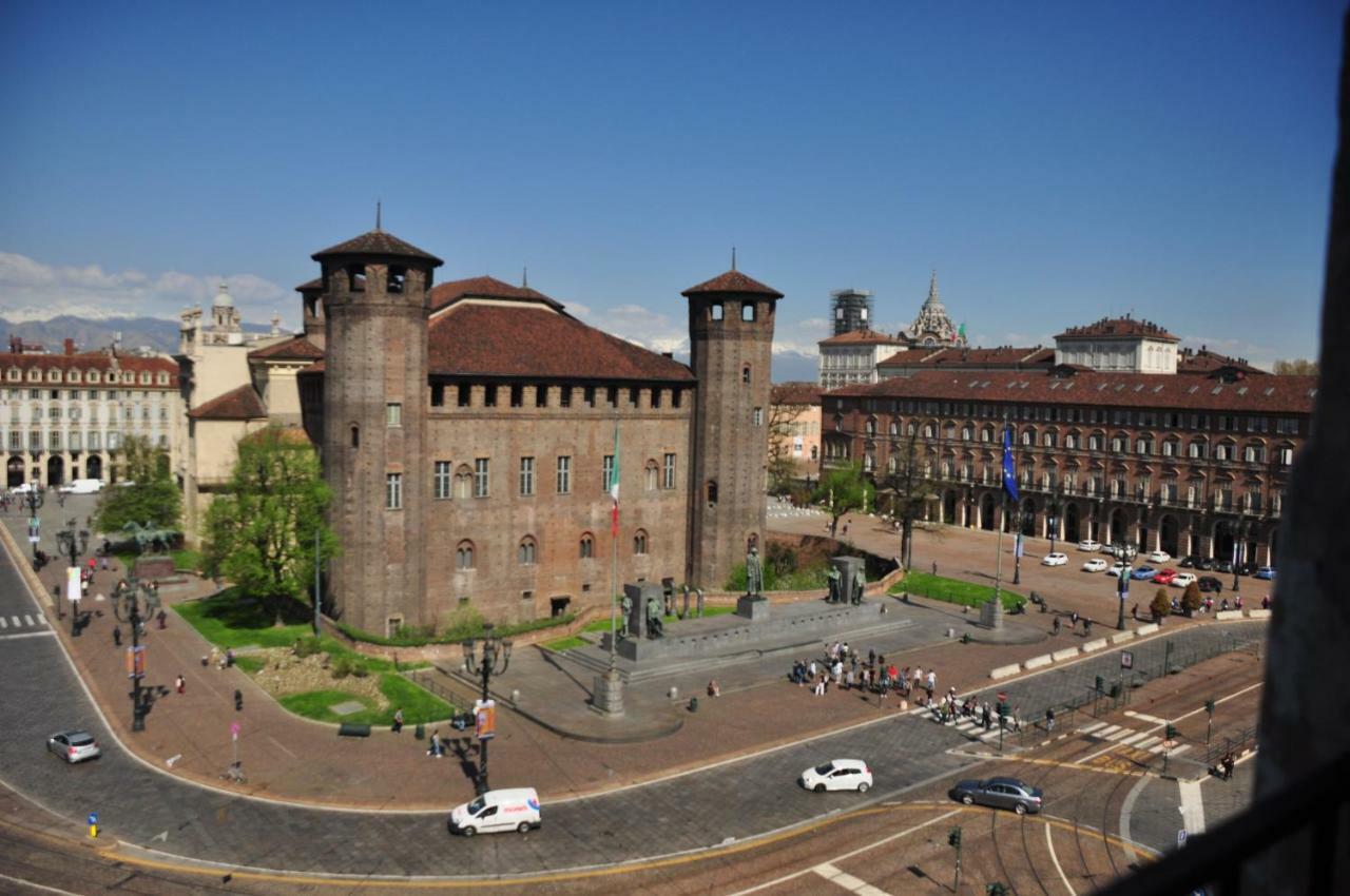 トリノMansarda In Piazza Castelloアパートメント エクステリア 写真