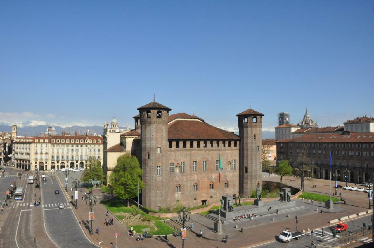 トリノMansarda In Piazza Castelloアパートメント エクステリア 写真